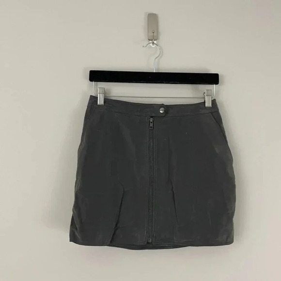 Free People Get Into The Groove Mini Skirt in Concrete Size 4 - Picture 1 of 6